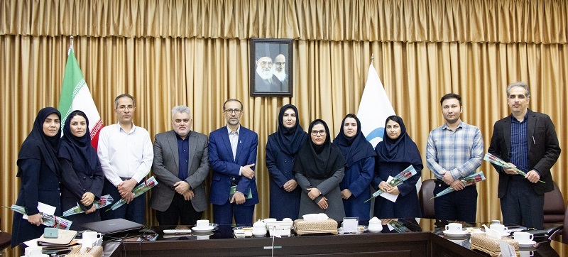 مراسم تقدیر از کارشناسان حوزه آزمایشگاه موسسه پژوهشی علوم و صنایع غذایی به مناسبت گرامیداشت روز ملی علوم آزمایشگاهی برگزار شد