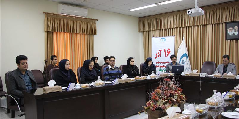 به مناسبت گرامیداشت روز دانشجو؛ نشست مدیران موسسه پژوهشی علوم و صنایع غذایی با دانشجویان برگزار شد