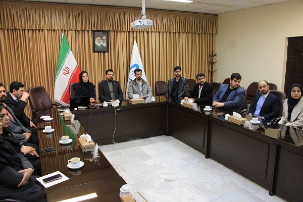 بازدید شرکت‌کنندگان رویداد ملی ریورس‌پیچ صنایع غذایی از آزمایشگاه‌های مؤسسه پژوهشی علوم و صنایع غذایی