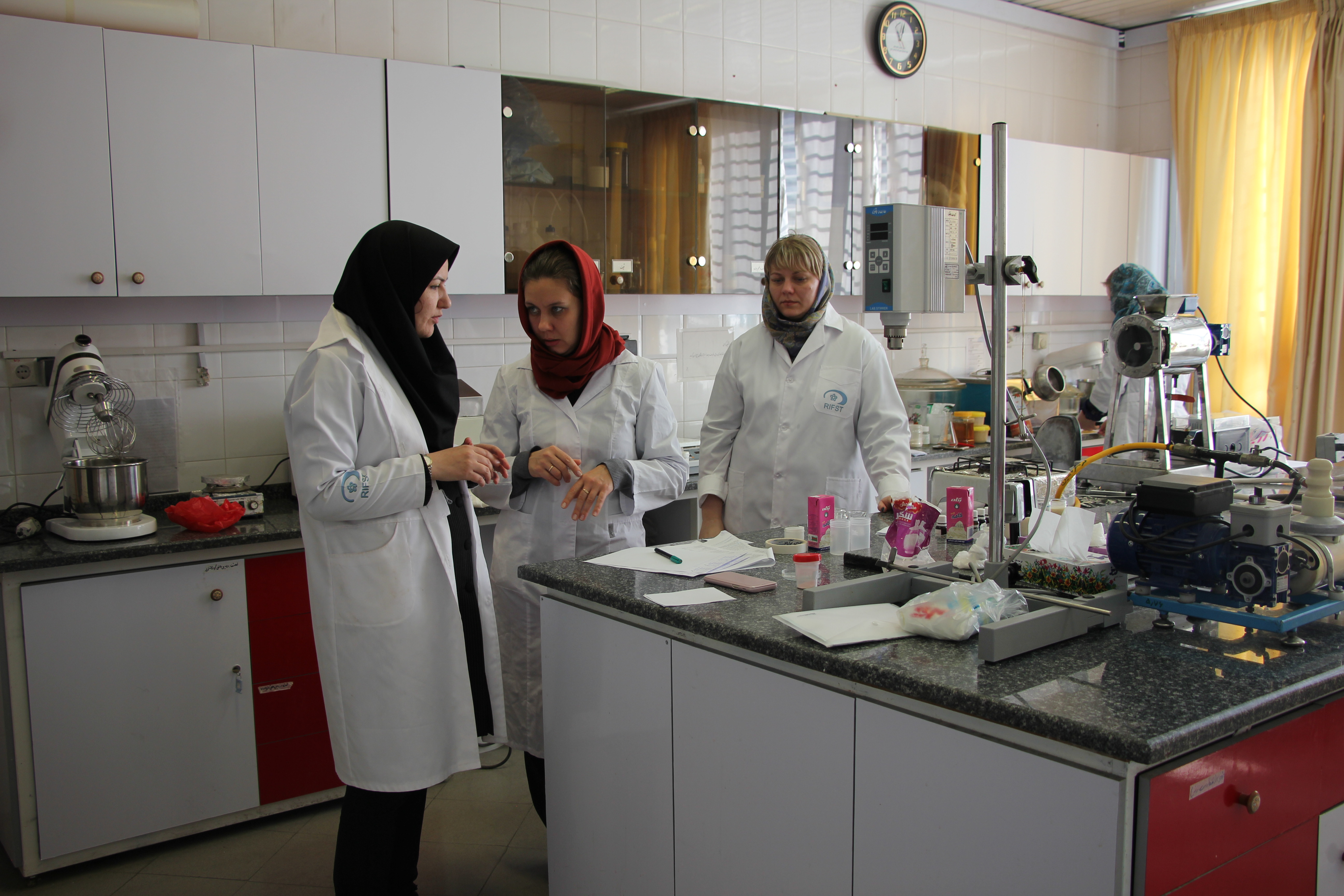 دستاورد مشترک پژوهشگران ایرانی و روسی در تولید نسل جدید چربی‌های خوراکی سلامت‌محور گامی نوین در کاهش چربی‌های ناسالم و توسعه فناوری‌های غذایی آینده