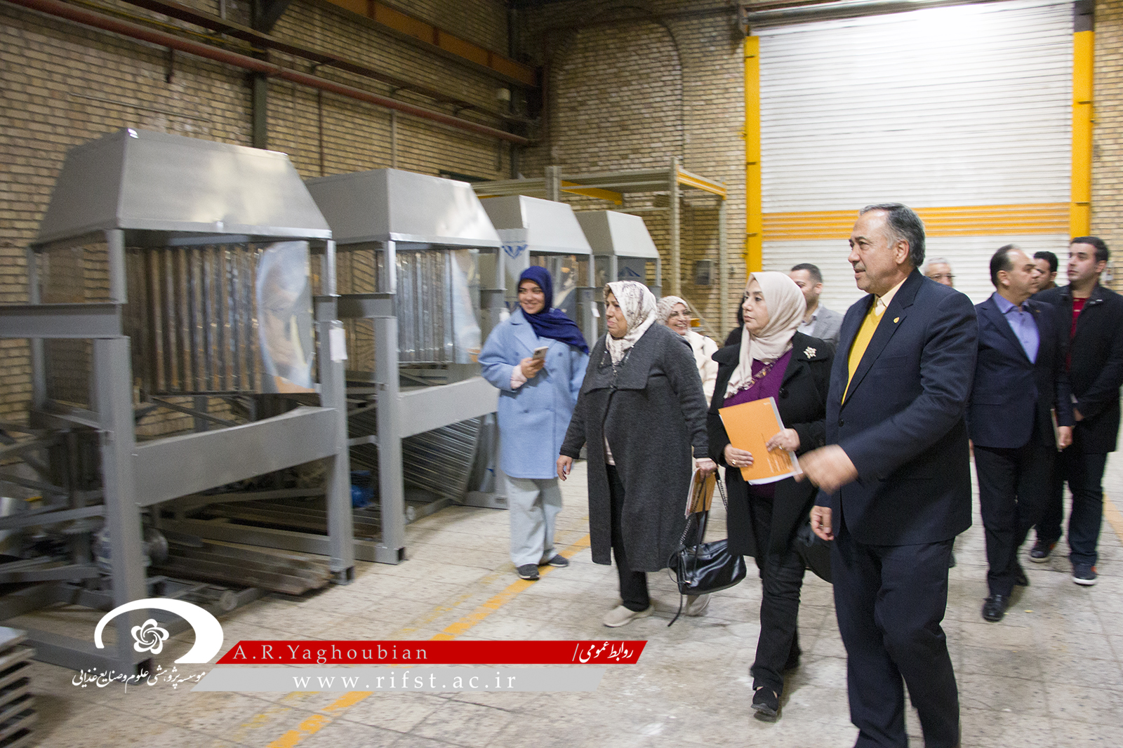 بازدید رئیس دانشکده کشاورزی دانشگاه بغداد از دو واحد صنعتی در مشهد