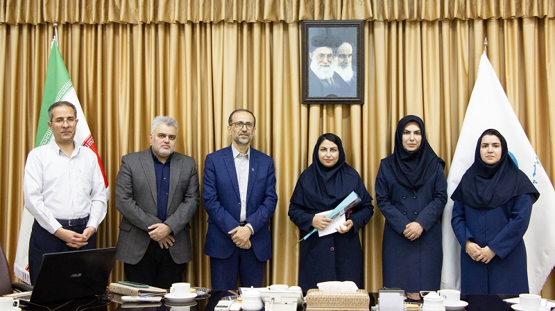 مراسم تقدیر از کارشناسان حوزه آزمایشگاه موسسه پژوهشی علوم و صنایع غذایی به مناسبت گرامیداشت روز ملی علوم آزمایشگاهی برگزار شد