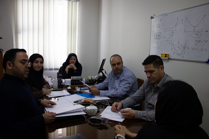 حضور داوطلبین آزمون دکتری تخصصی علوم و صنایع غذایی در مصاحبه علمی مؤسسه پژوهشی علوم و صنایع غذایی
