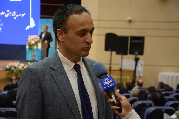 میزبانی مؤسسه پژوهشی علوم و صنایع غذایی در همایش امنیت غذایی؛فرآوری ایمنی و سلامت از نماینده سازمان خواروبار و کشاورزی ملل متحد(فائو) در ایران 